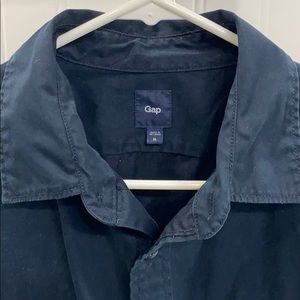 Gap Men’s button down shirt